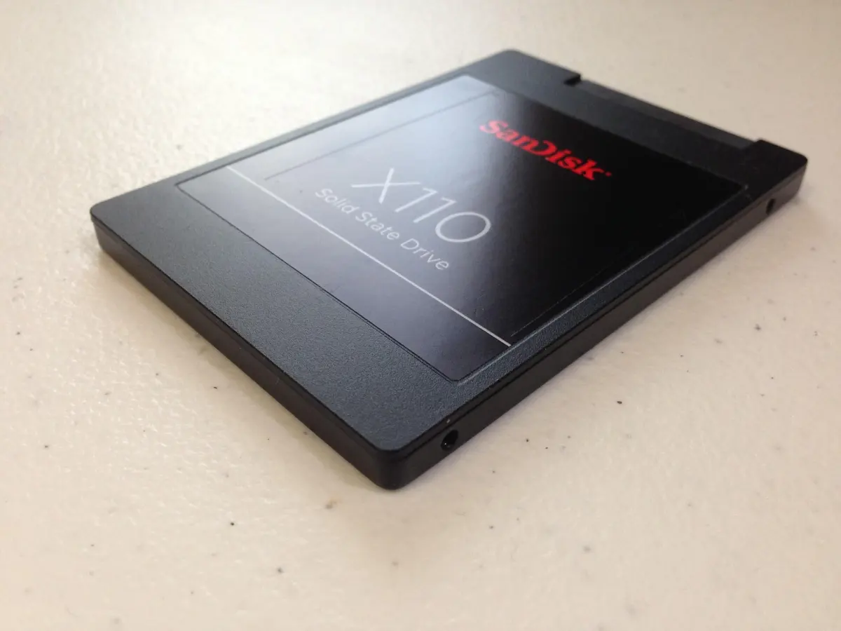SSD cheio fica mais lento? O que fazer sem paranoia